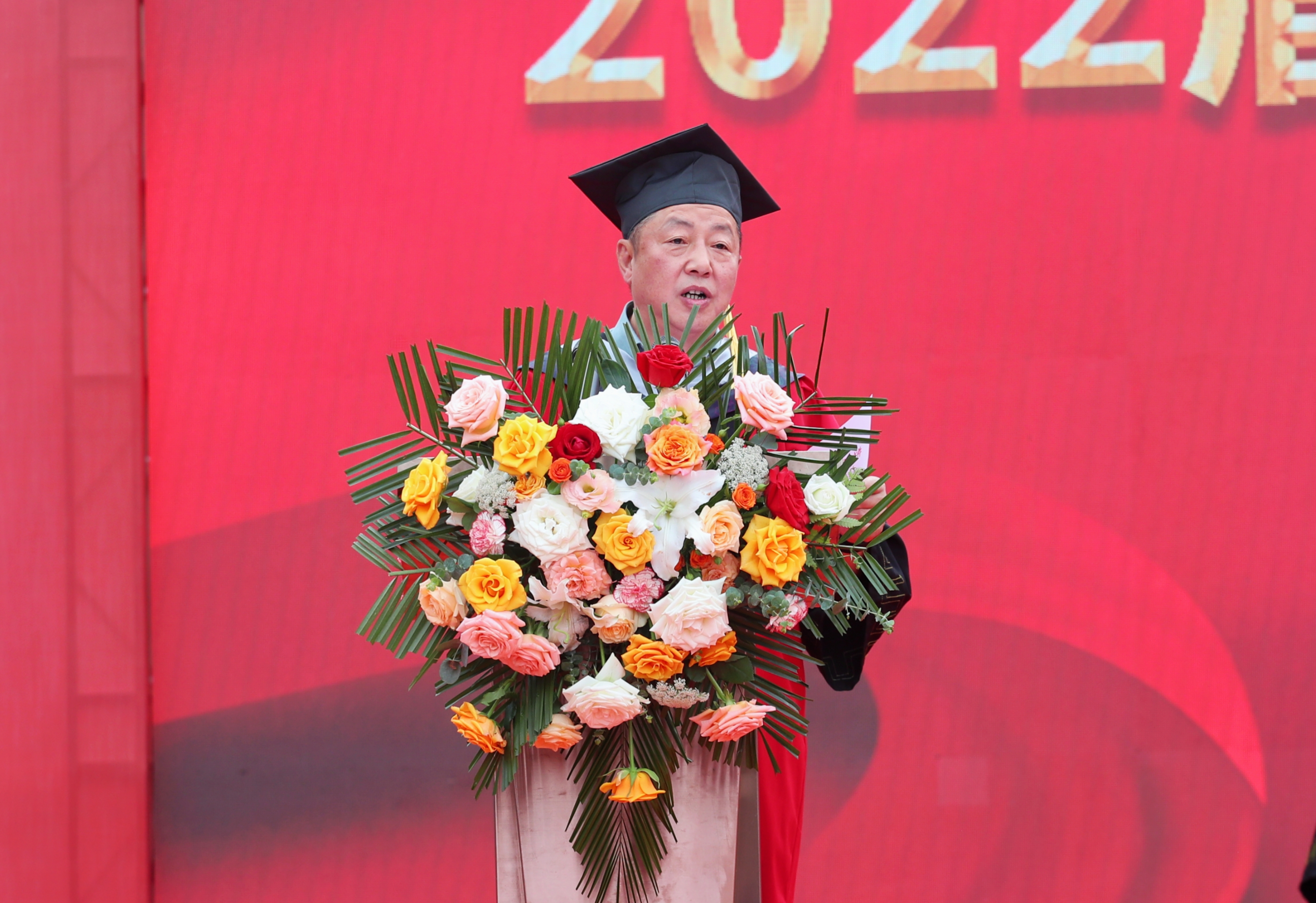 文校讲话照片.jpg 文校讲话照片.jpg