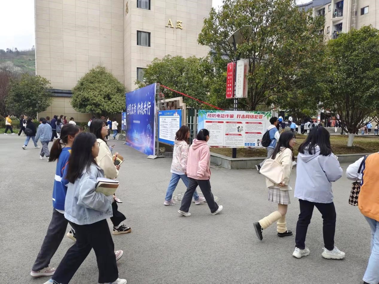 图片3.jpg 图片3.jpg