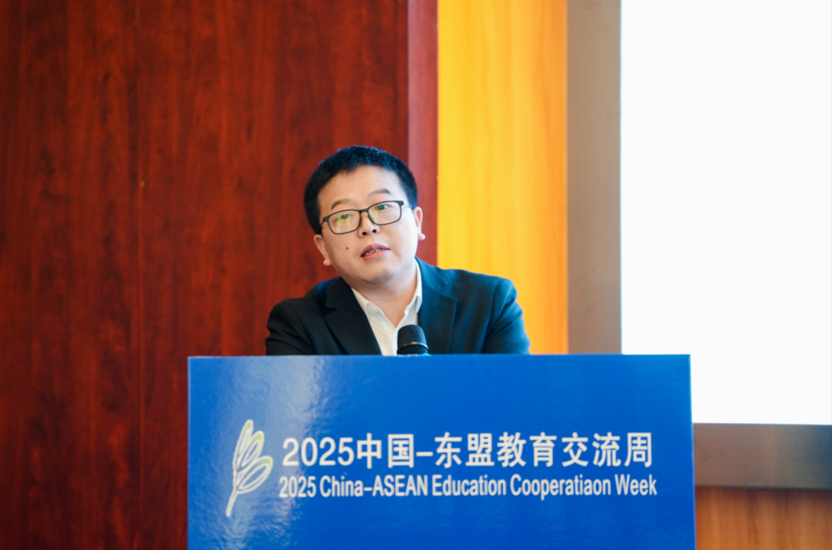屏幕截图 2025-11-25 203148.png 屏幕截图 2025-11-25 203148.png