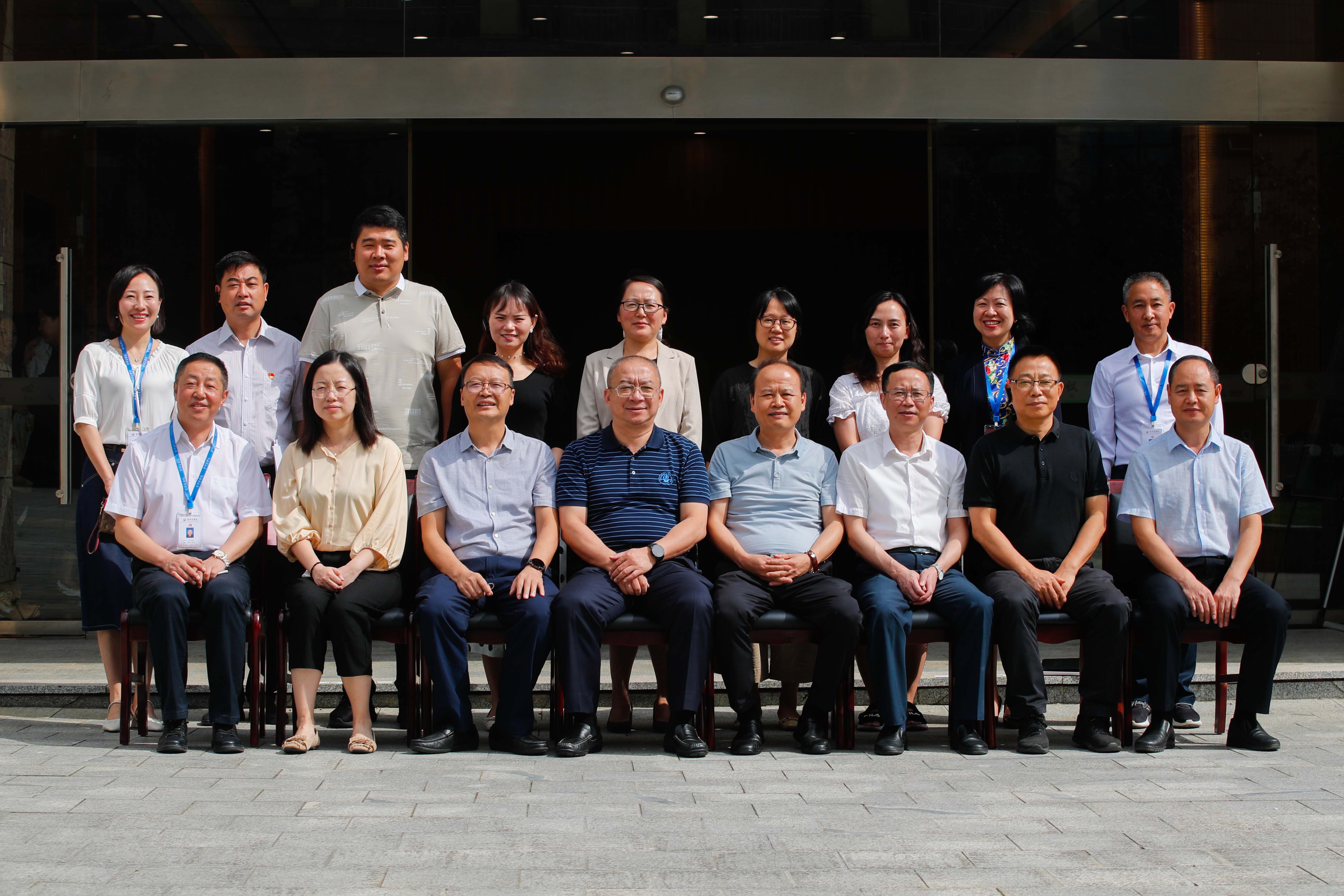图片5.jpg 图片5.jpg