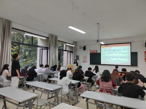 国际教育学院团总支.png 国际教育学院团总支.png
